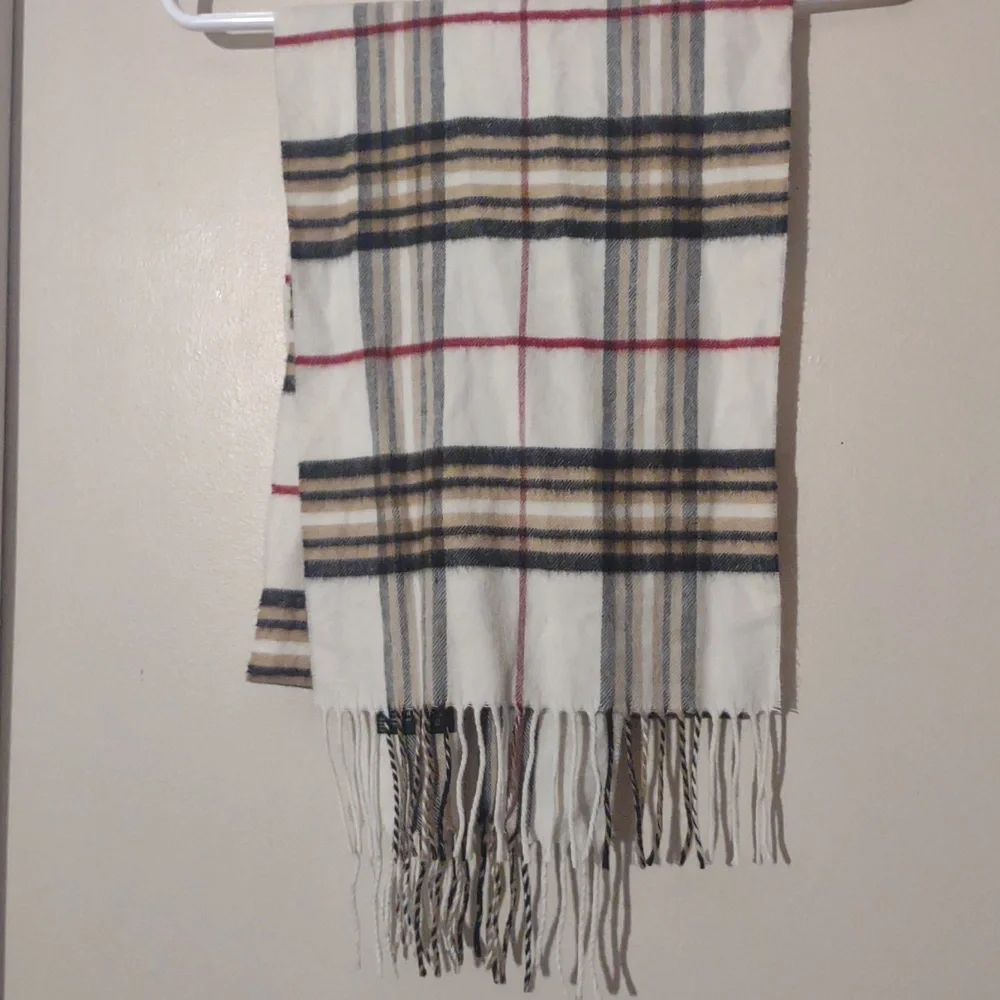 Cashmink Soft Plaid‎ Scarf with Fringe